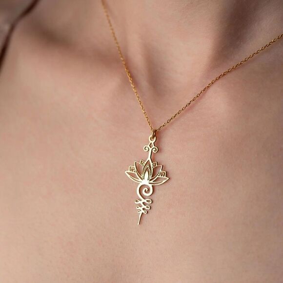 Vintage Necklace M1271 - Picture 1 of 4